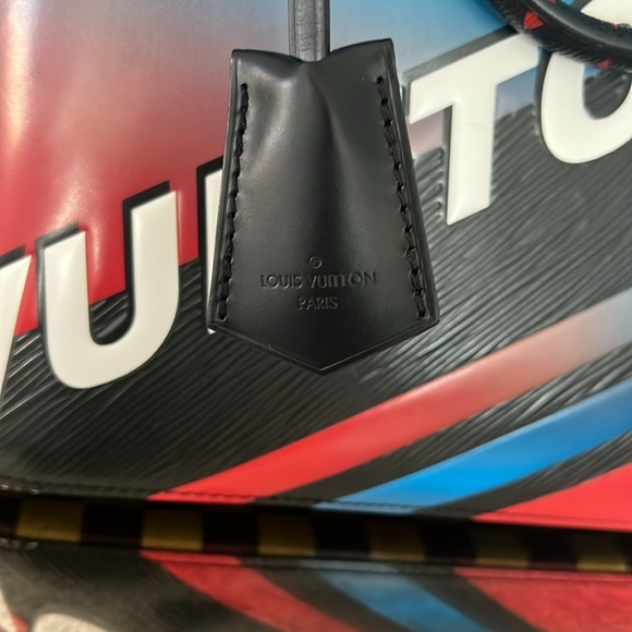 LOUIS VUITTON ALMA PM ( race line collection) - Picture 3 of 12